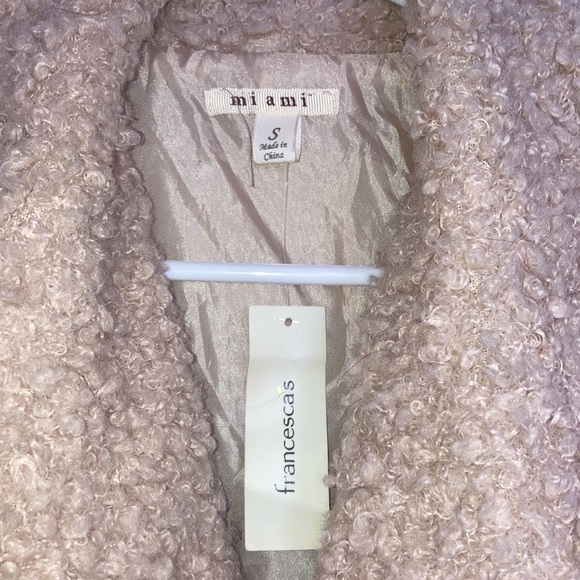 Francesca’s Taupe Sherpa Vest - Picture 3 of 6